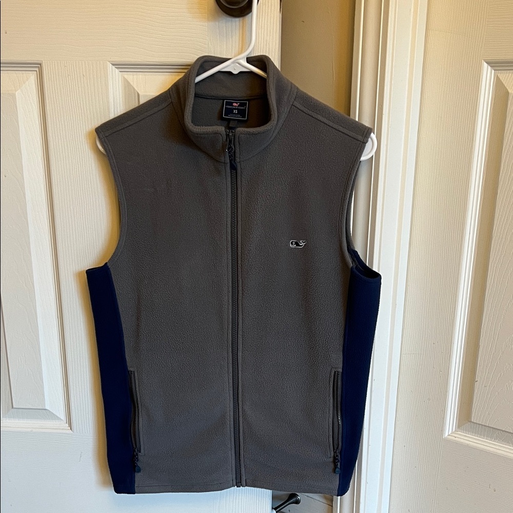 Vineyard Vines Charcoal and Navy Vest